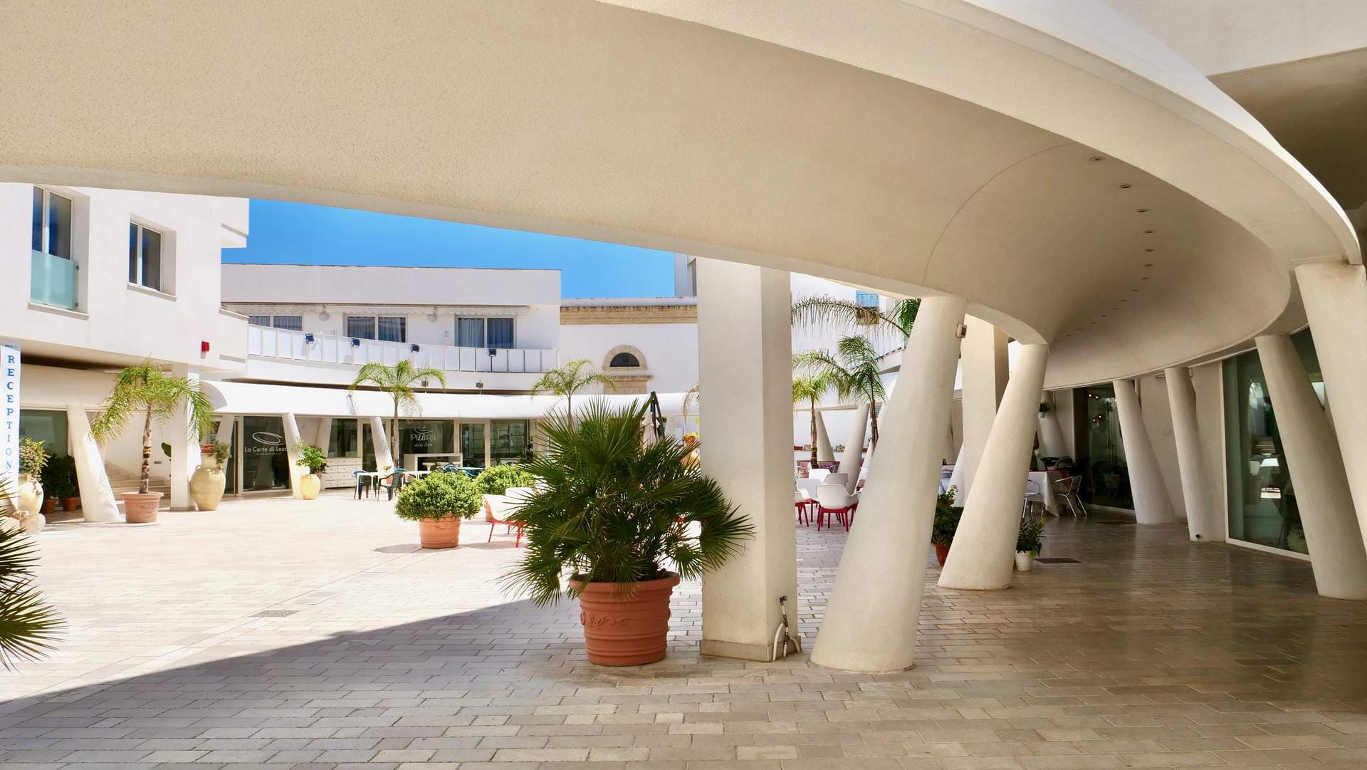The inner courtyard of Corte di Leuca Residence